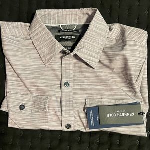 Gray dress shirt short sleeve  Men’s size S button down collared Slim fit shirt